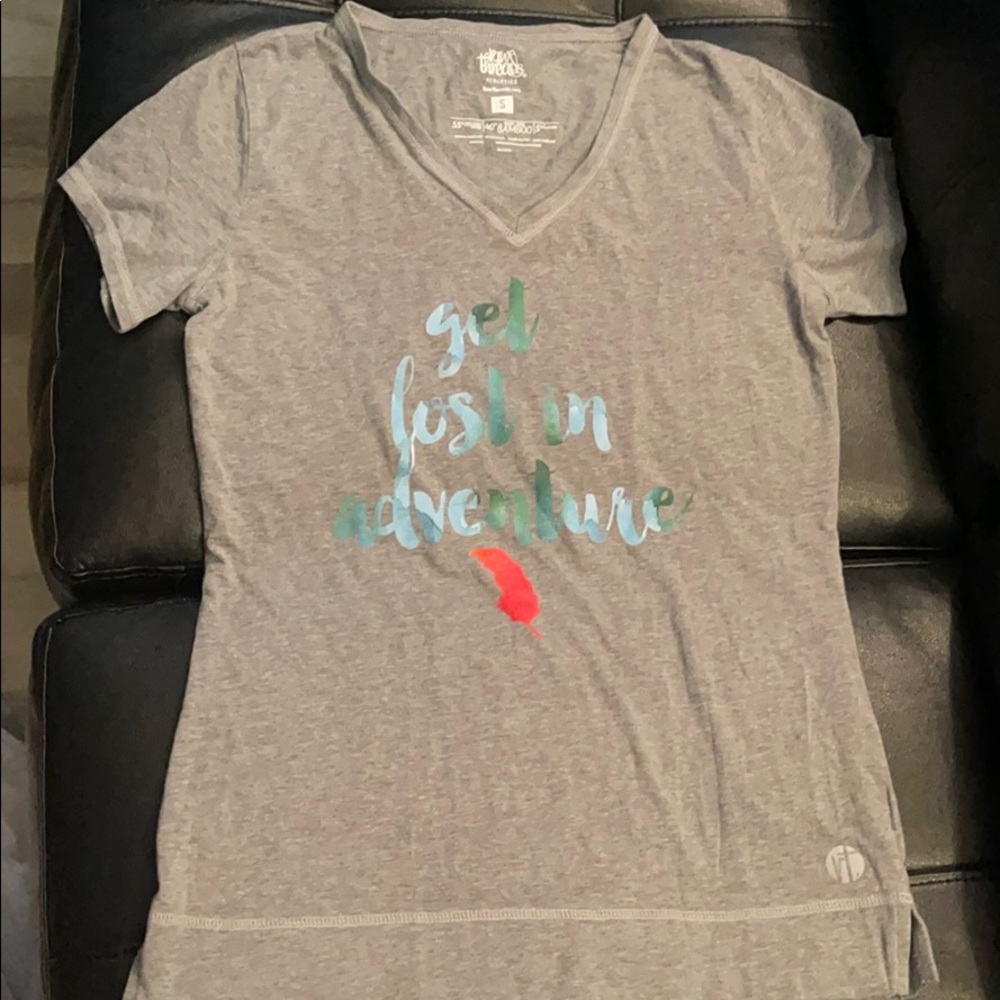 Raw threads “get lost in adventure” shirt, NWOT